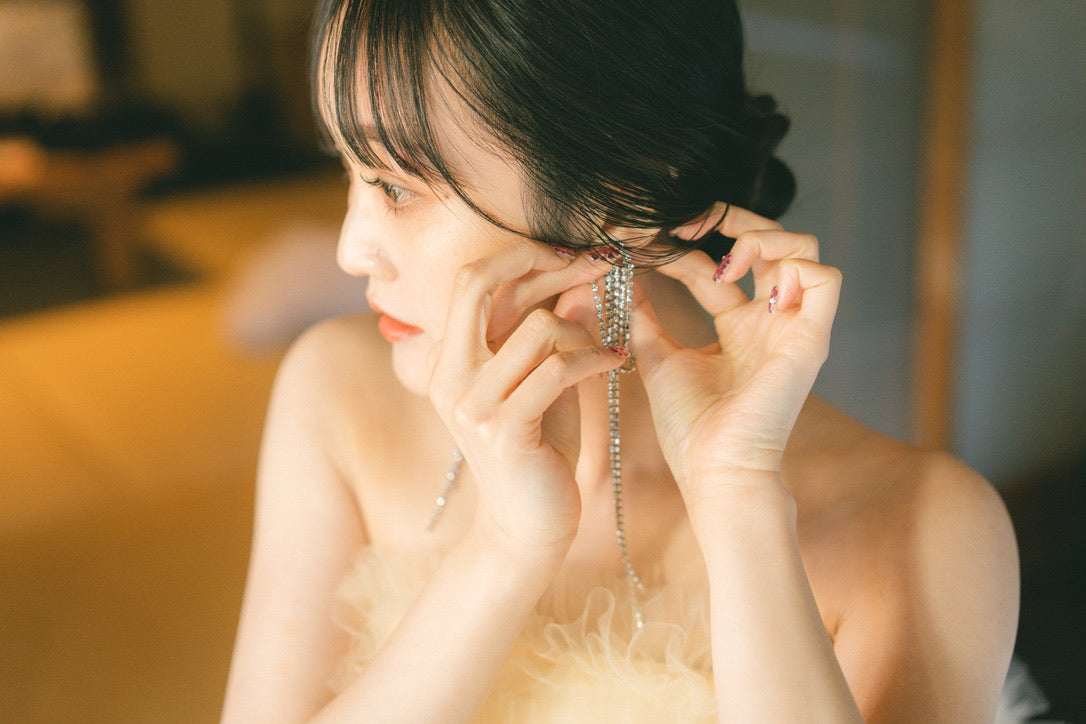 Ribbon earring