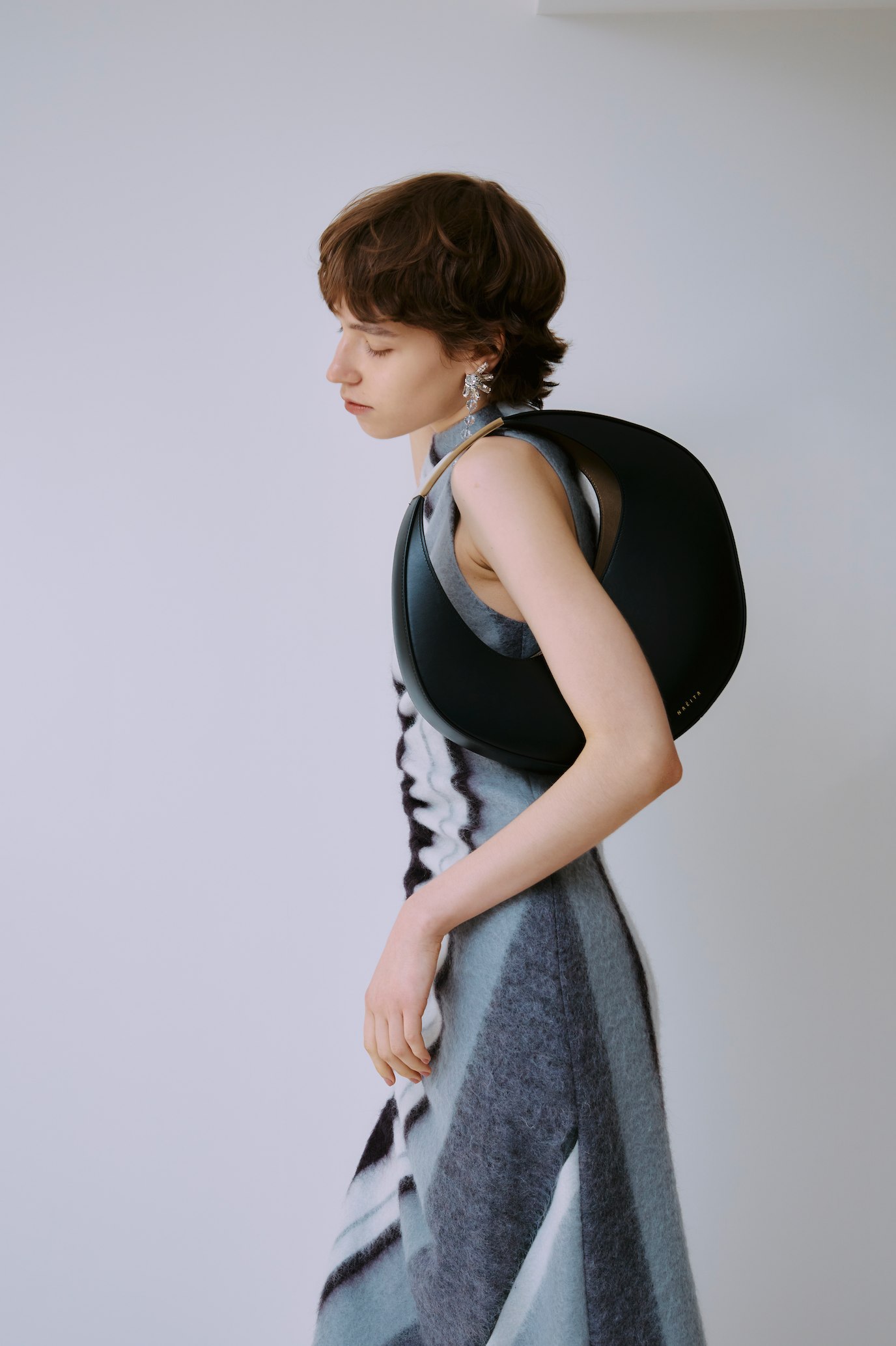UPCYCLED LEATHER BAG (HEXAGON MEDIUM) BLACK