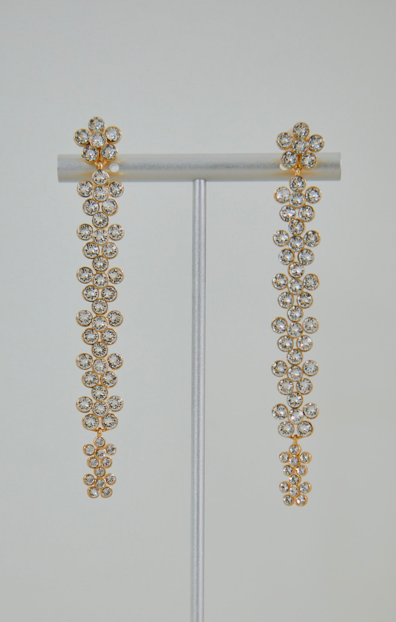 Gold flower earring